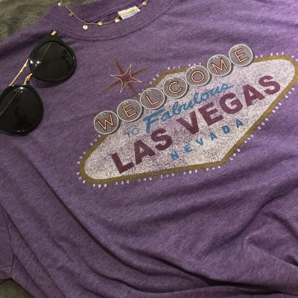 soft ✨VEGAS✨ tee